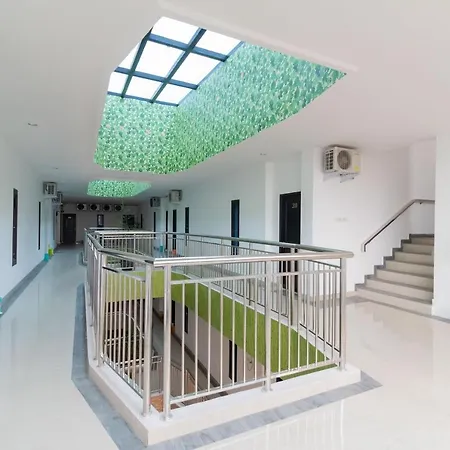 Urbanview Hotel Ephe Palembang By Reddoorz-2